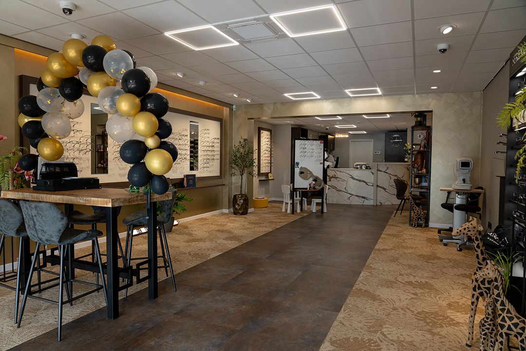 WHO07901_De Brillenman_Overzicht